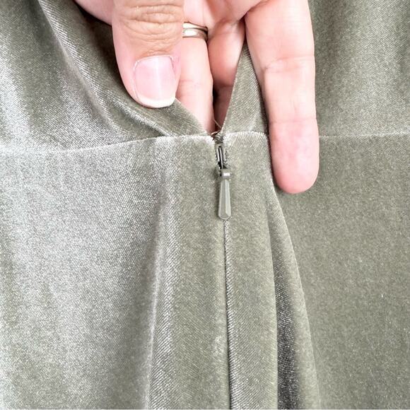 Jenny Yoo Anthro BHLDN Ellis Flutter-Sleeve Open-Back Velvet Gown Green Sz 10 - Picture 12 of 14